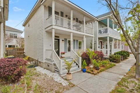 Homes For Sale - 218 E 33rd Street<br/> Chatham County, Savannah, GA 31401