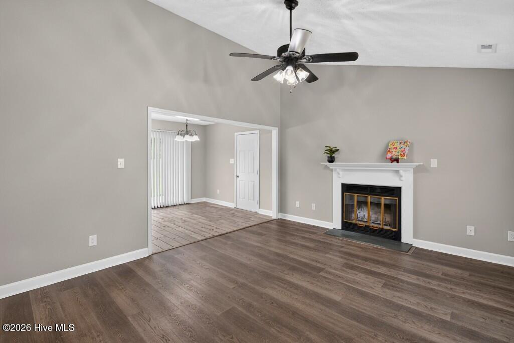 415 Cottonwood Court