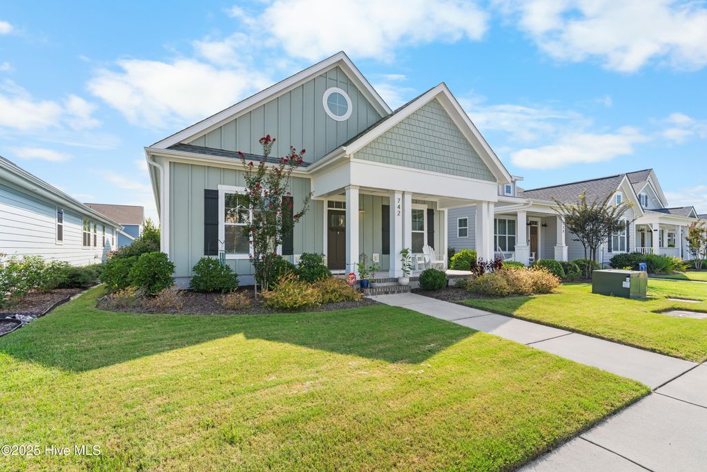 Photo of 742 Wharton Avenue, Wilmington, NC 28412 (MLS # 100526645)