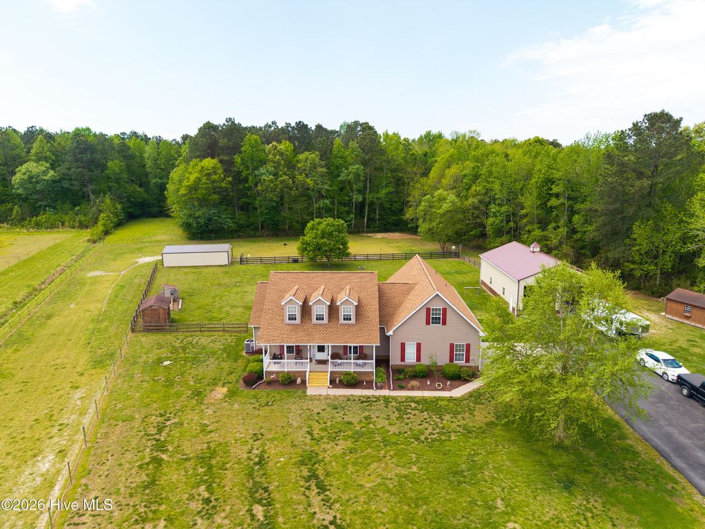 Photo of 871 E Ridge Road, Shawboro, NC 27973 (MLS # 100568440)