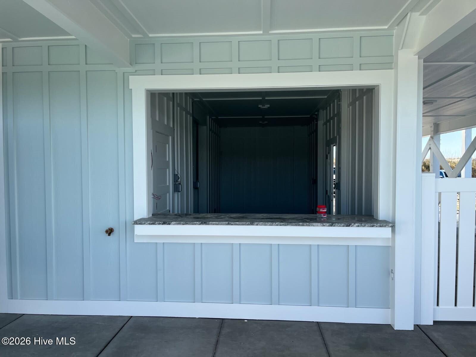 263 Ocean Boulevard E