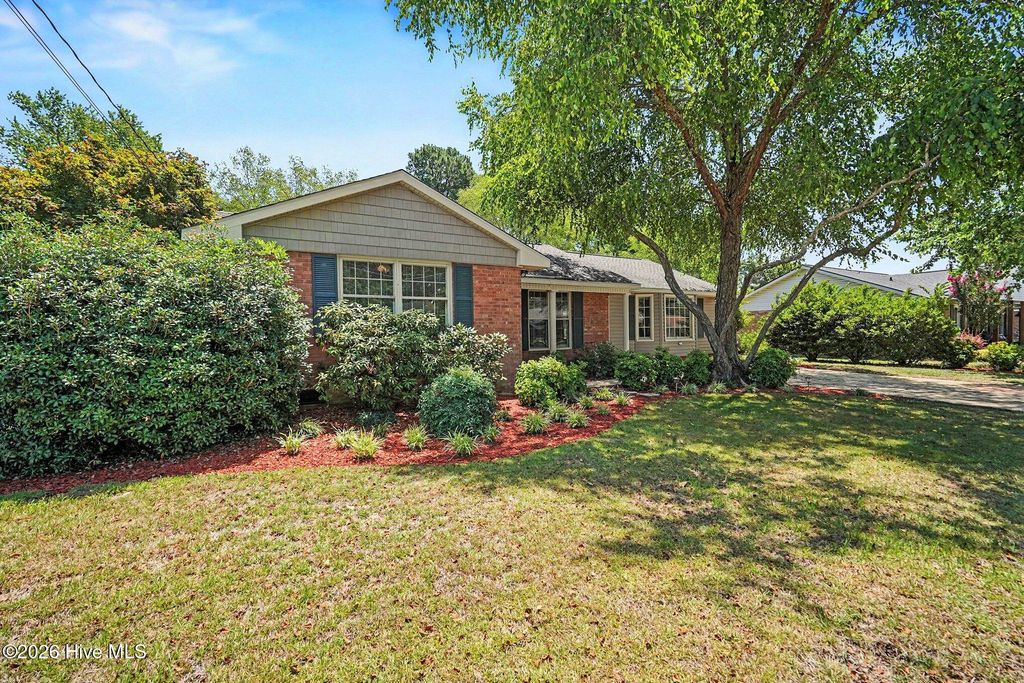 Photo of 106 Martin Street, Dunn, NC 28334 (MLS # 100582388)