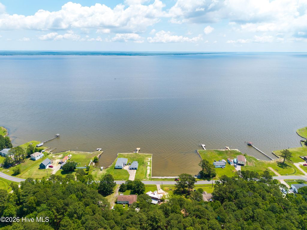 Photo of 113 Driftwood Drive, Elizabeth City, NC 27909 (MLS # 100577652)