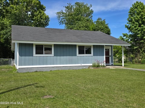 Homes For Rent - 504 Dennis Road<br/> Jacksonville, NC 28546