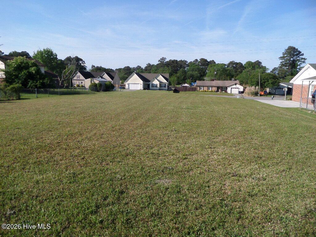 Photo of 302 W Willowood Court, Jacksonville, NC 28546 (MLS # 100568749)