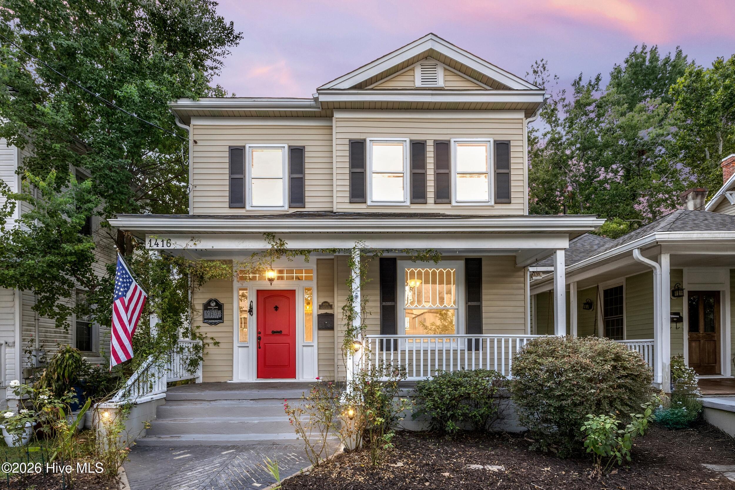 1416 Dock Street