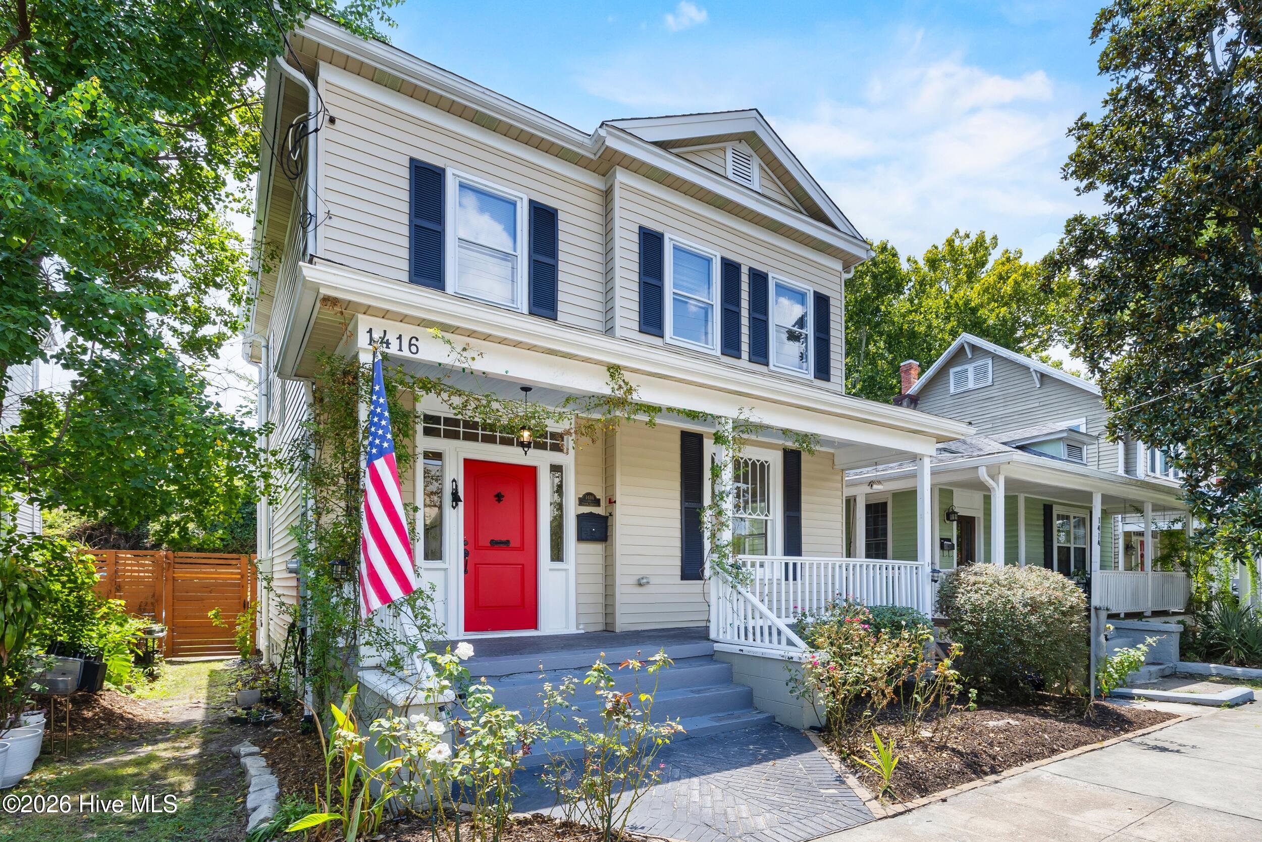 1416 Dock Street