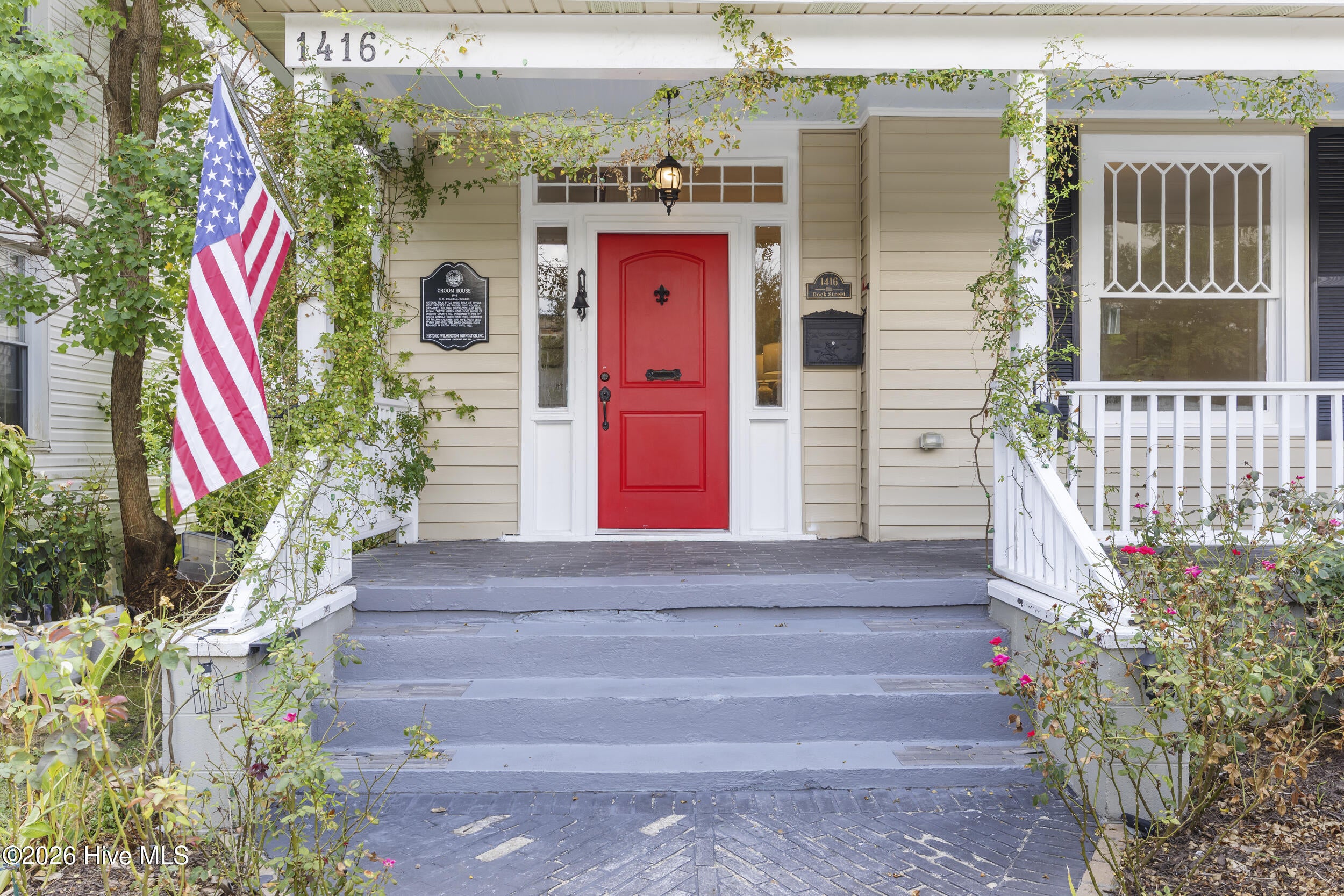 1416 Dock Street