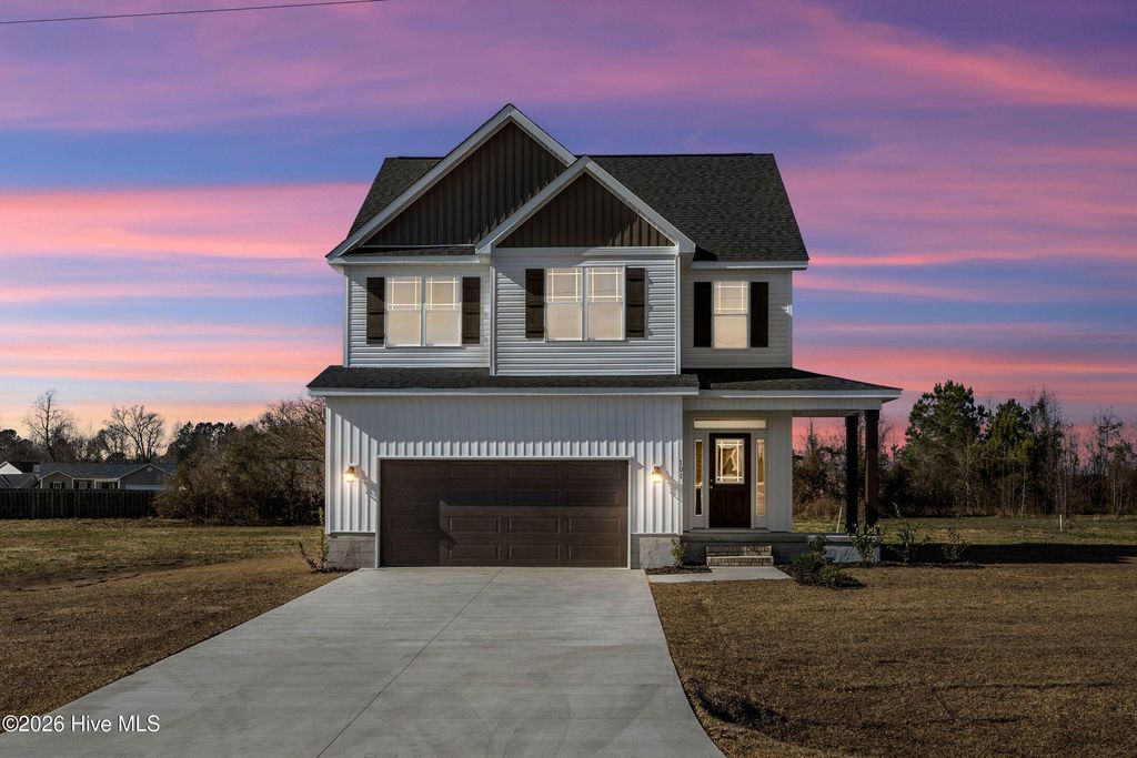 Photo of 101 Dole Court, Richlands, NC 28574 (MLS # 100552403)