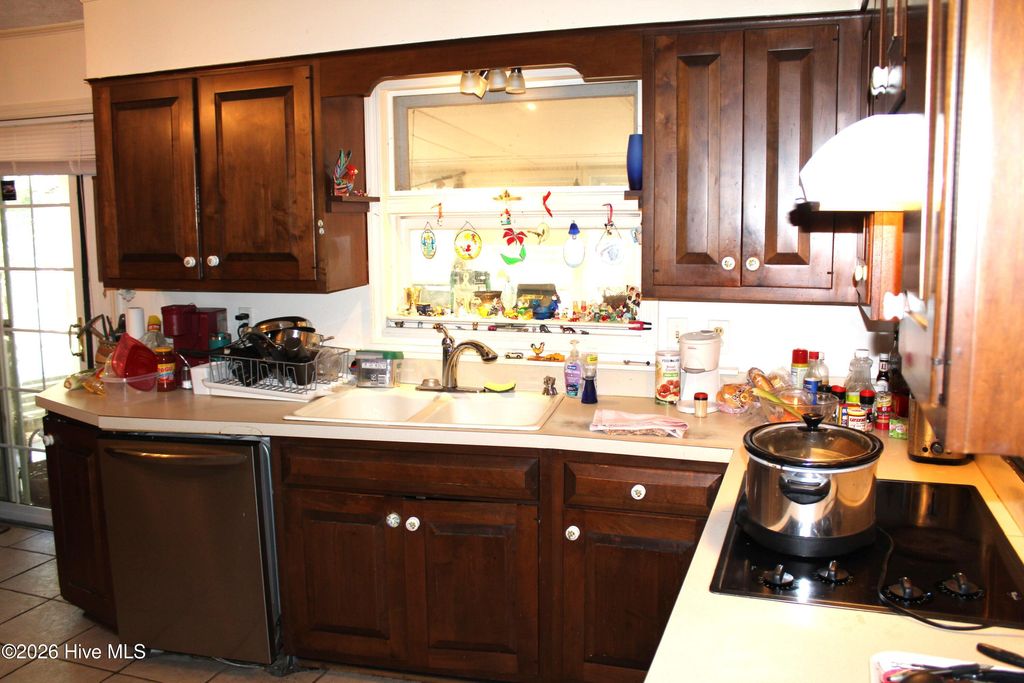 Photo of 145 Valhalla Road, Southern Pines, NC 28387 (MLS # 100548739)