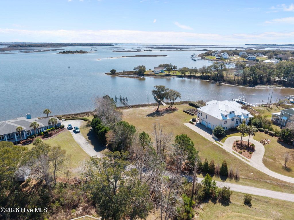 Photo of 114 Elizabeth Way Way, Swansboro, NC 28584 (MLS # 100560999)