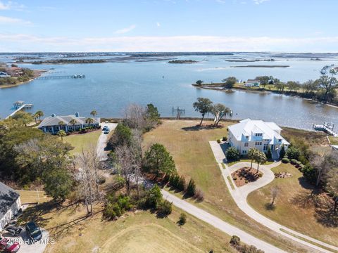 Tiny photo for 114 Elizabeth Way Court, Swansboro, NC 28584 (MLS # 100560999)