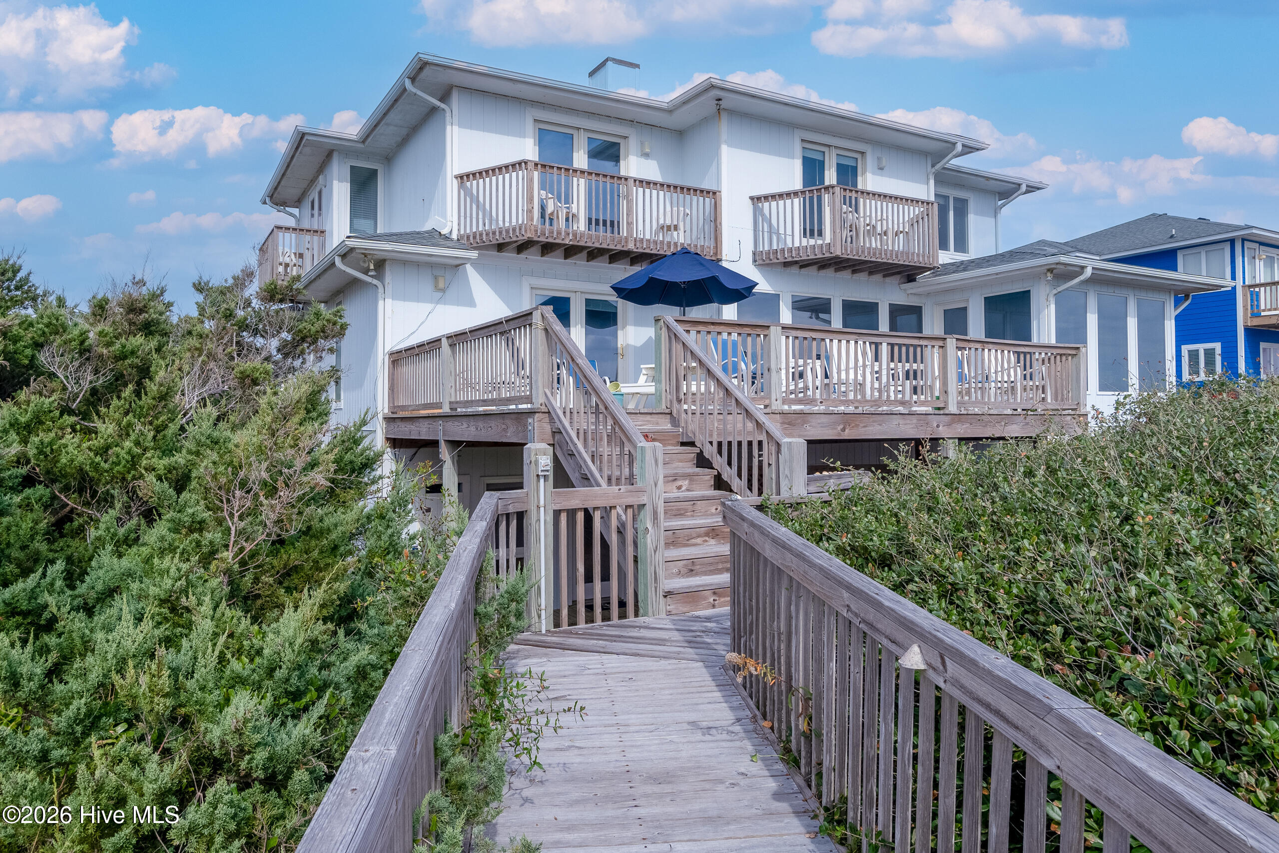 6605 Ocean Drive