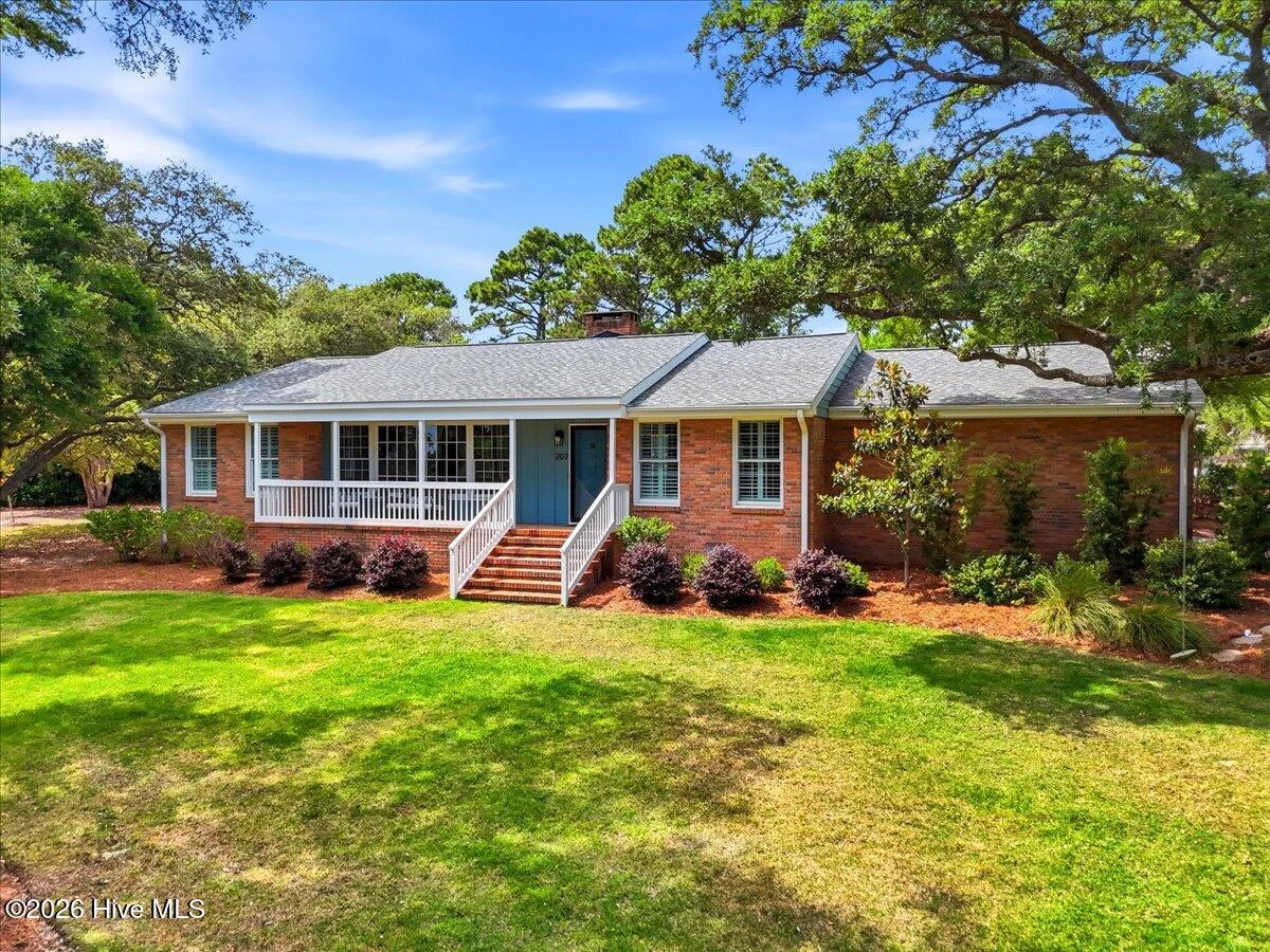 207 River Drive