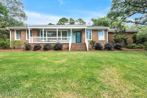 Photo of 207 River Drive, Southport, NC 28461 (MLS # 100577679)