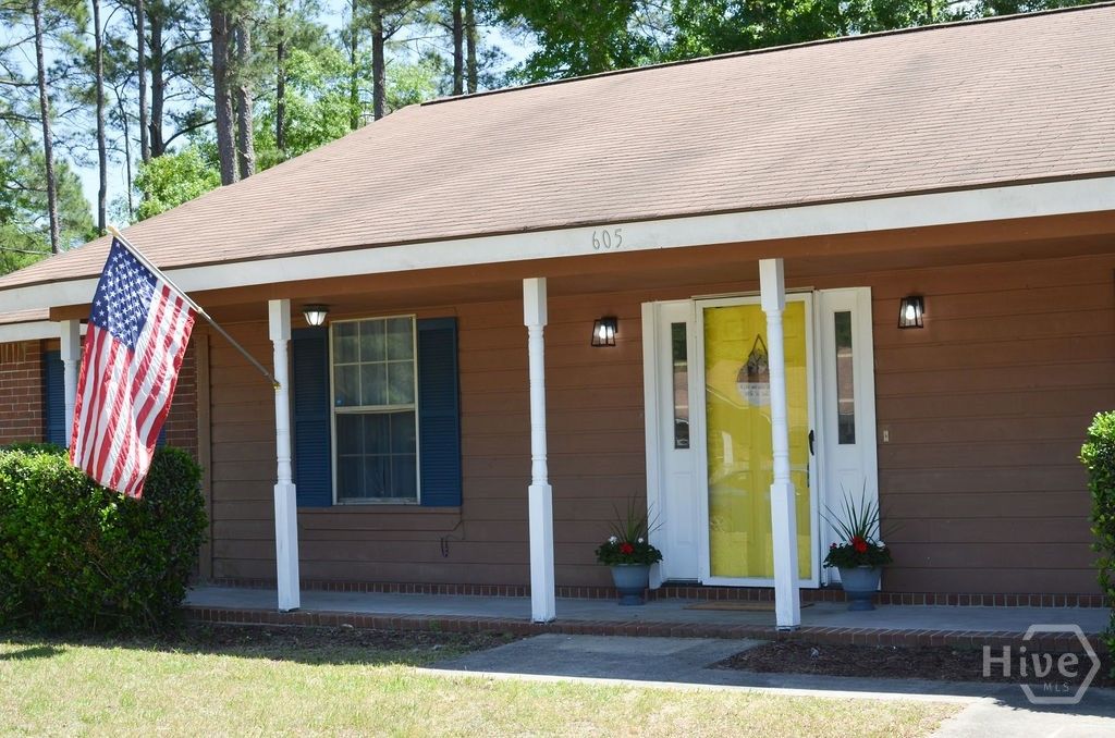Photo of 605 Windhaven Drive, Hinesville, GA 31313 (MLS # SA353523)