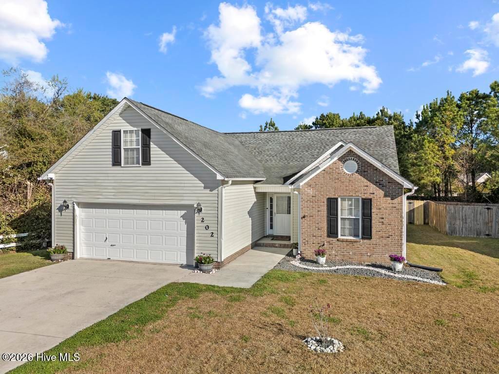 Photo of 202 Brunswick Drive, Jacksonville, NC 28546 (MLS # 100564734)
