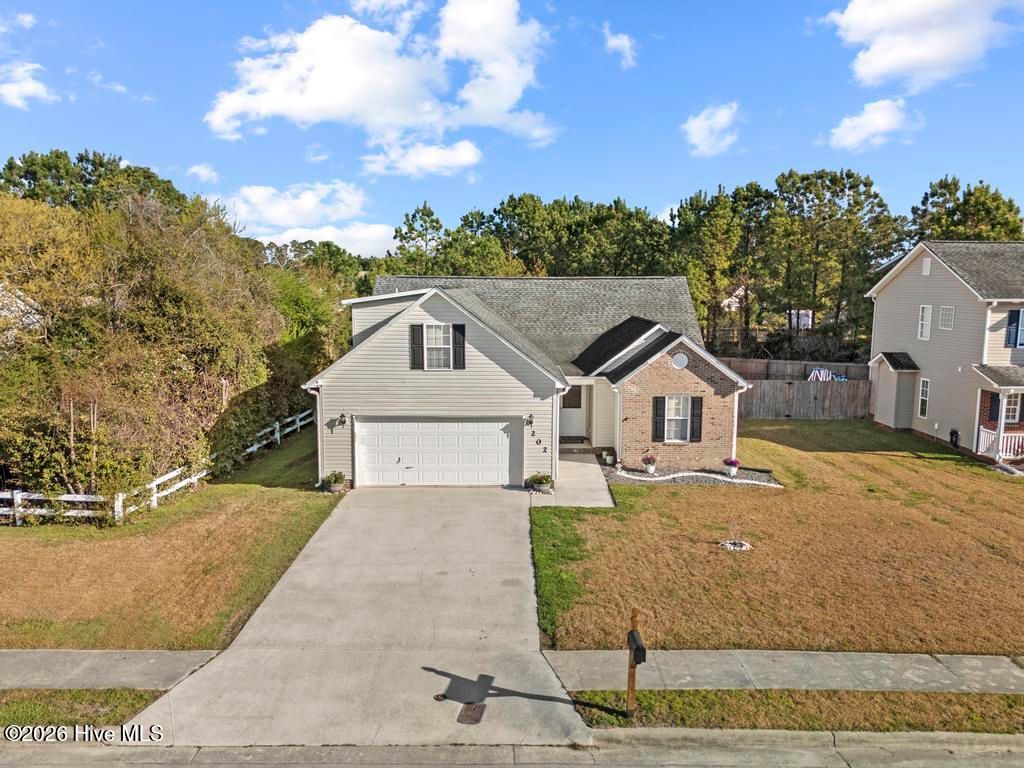 Photo of 202 Brunswick Drive, Jacksonville, NC 28546 (MLS # 100564734)