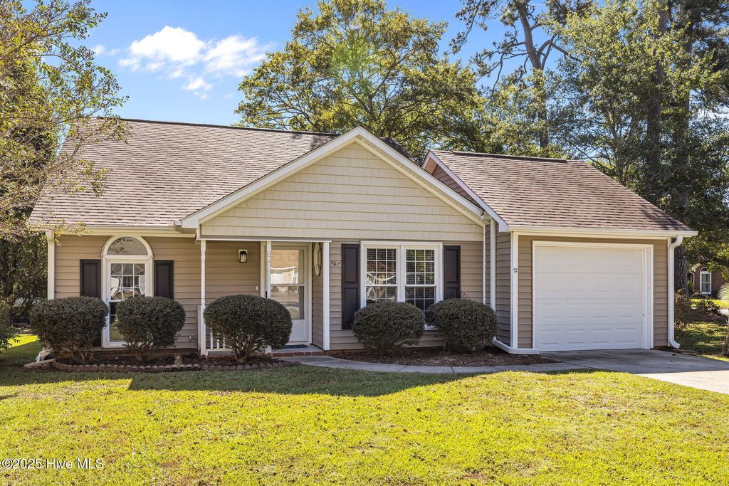 Photo of 202 Rankin Court, New Bern, NC 28560 (MLS # 100534651)