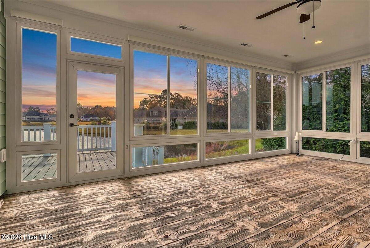 2621 Ocean Palm Court NE