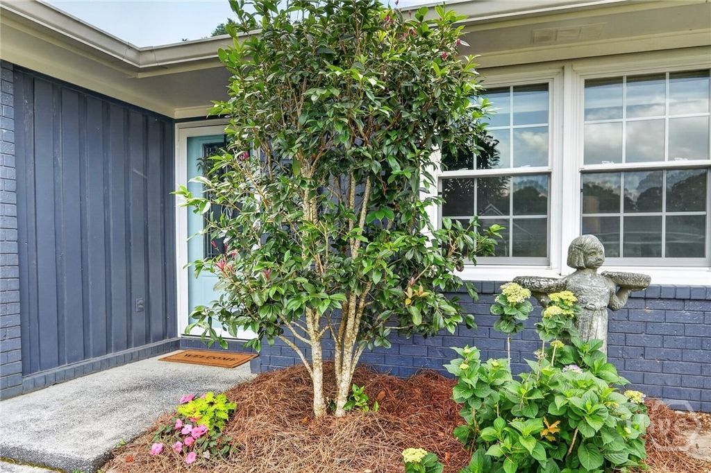 Photo of 5 Inglesby Court, Savannah, GA 31406 (MLS # SA355511)