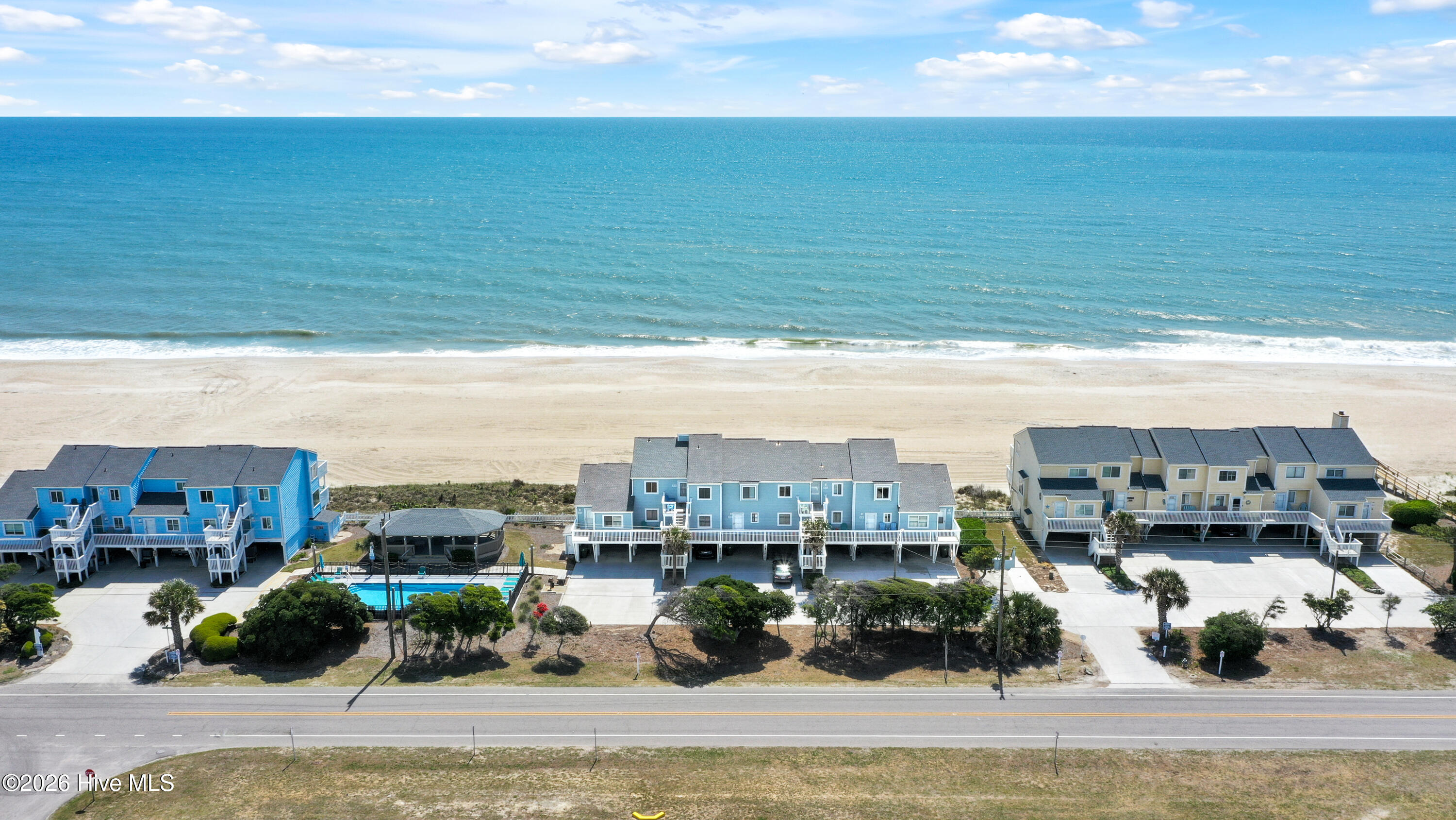 502 Pelican Court