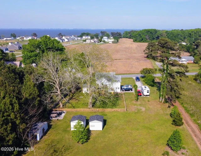 524 Aydlett Road, photo 5 of 36