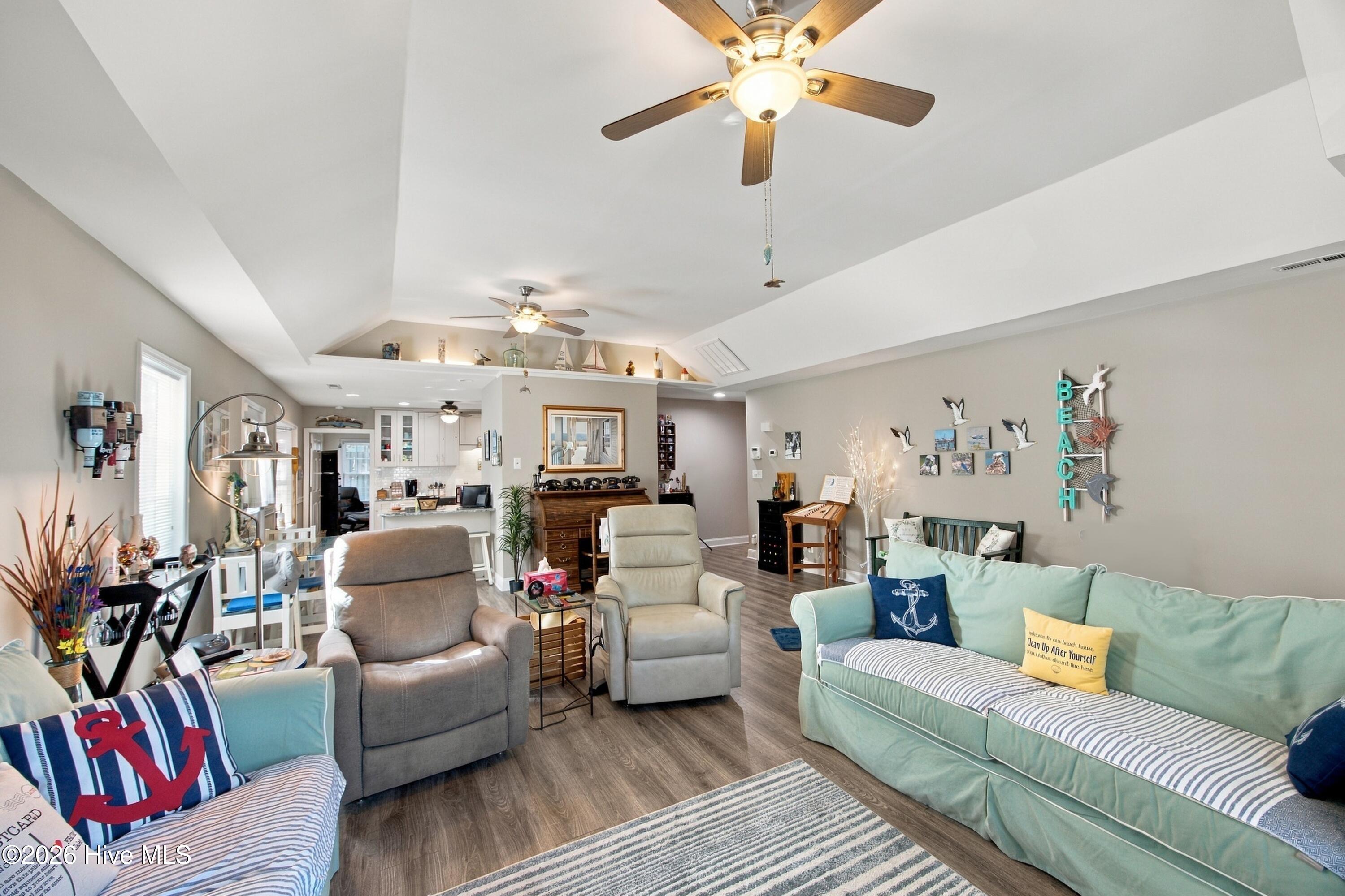 2805 E Yacht Drive