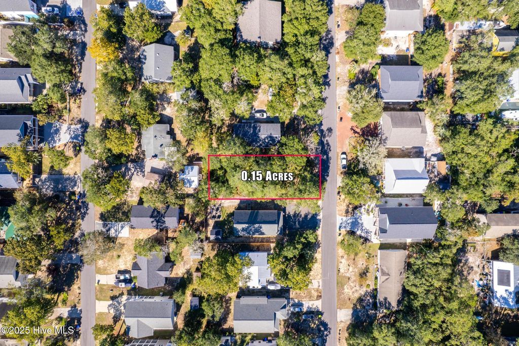 Photo of 129 NW 15th Street, Oak Island, NC 28465 (MLS # 100537208)