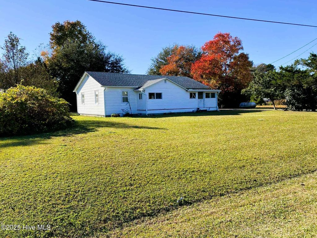 Photo of 421 Gurganus Road, Maple Hill, NC 28454 (MLS # 100541357)