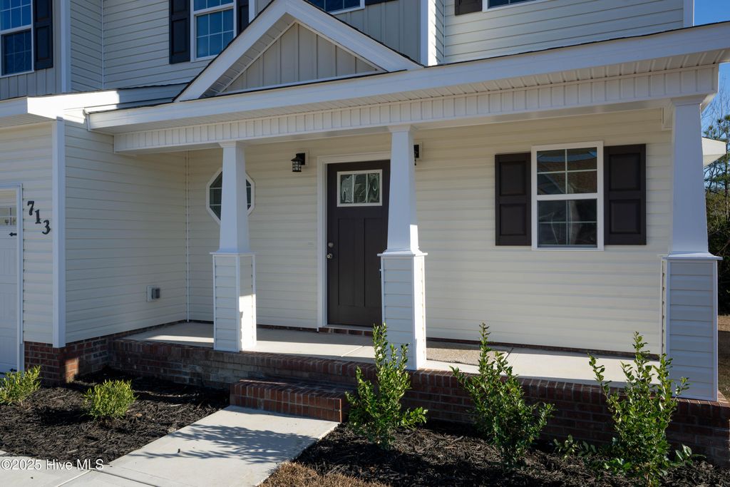 Photo of 713 Jasmine Lane, Jacksonville, NC 28546 (MLS # 100527048)