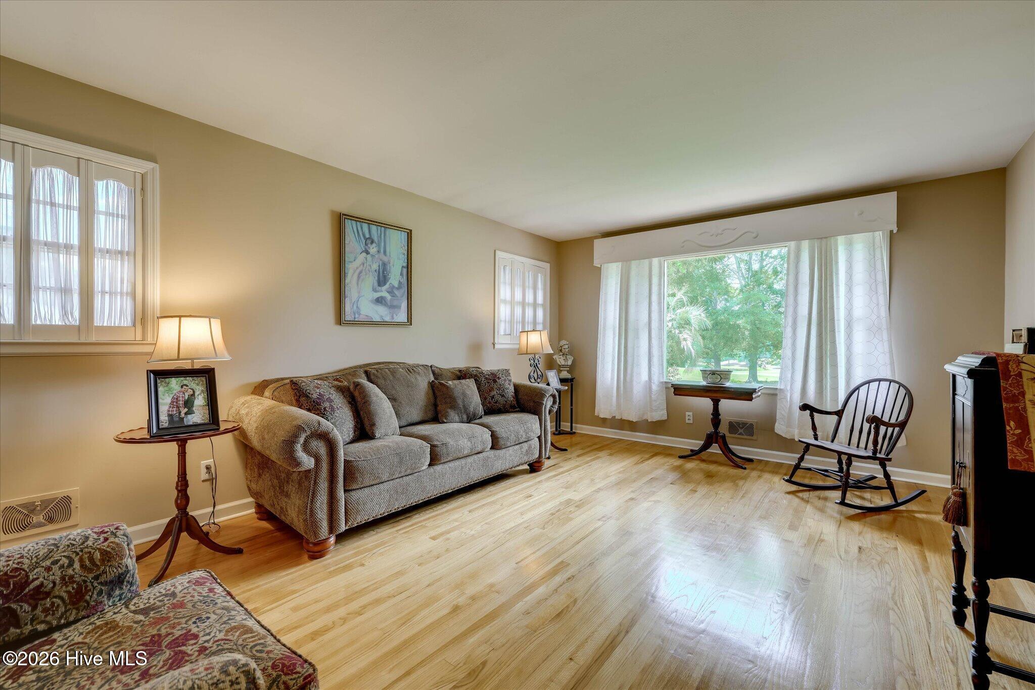 113 Midland Drive