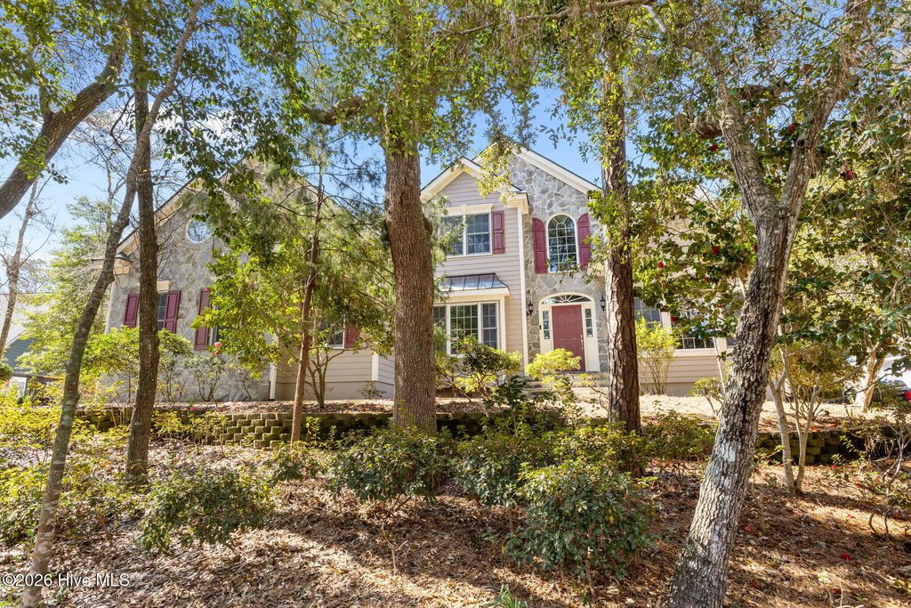 Photo of 121 Oakleaf Drive, Pine Knoll Shores, NC 28512 (MLS # 100559767)