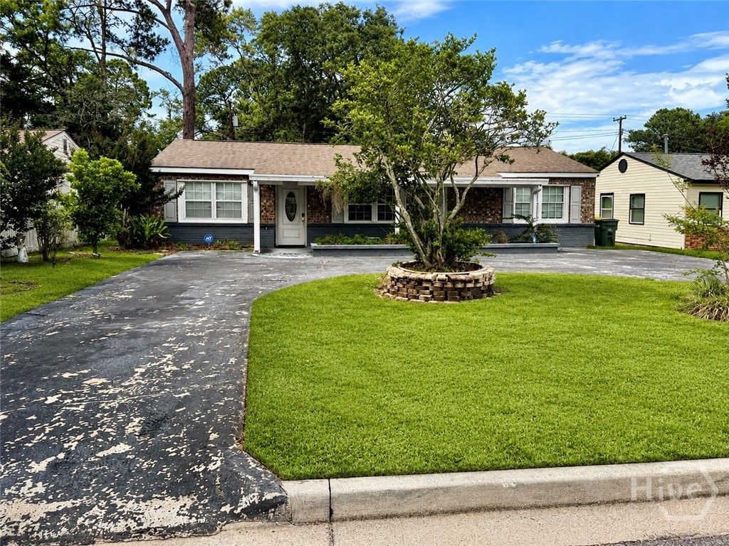 Photo of 2206 N Fernwood Drive, Savannah, GA 31404 (MLS # SA357209)