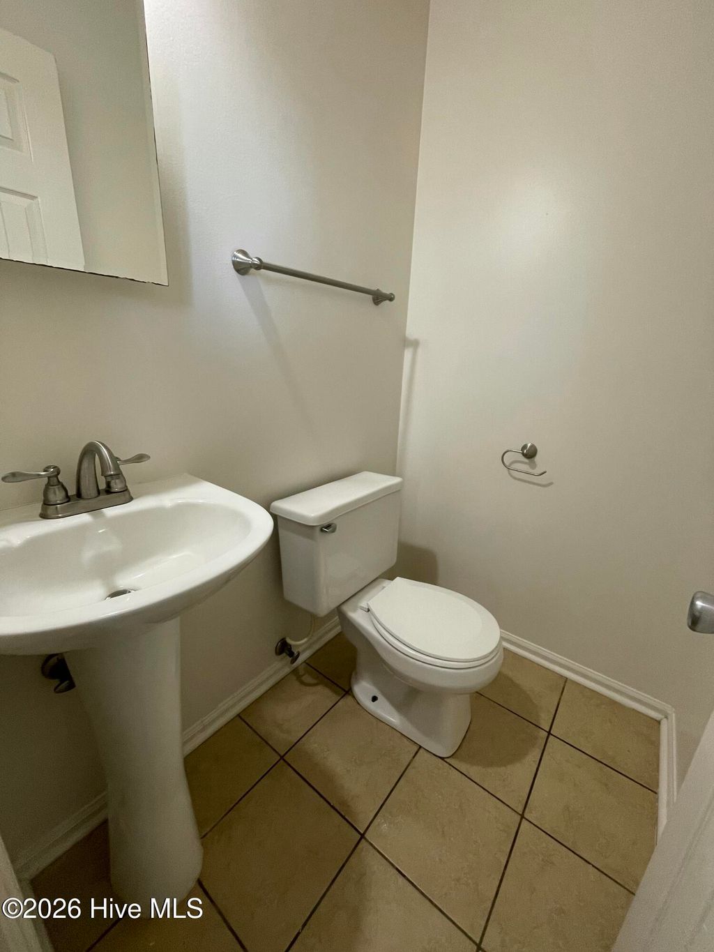 Photo of 128 Cordell Circle, Jacksonville, NC 28540 (MLS # 100553470)