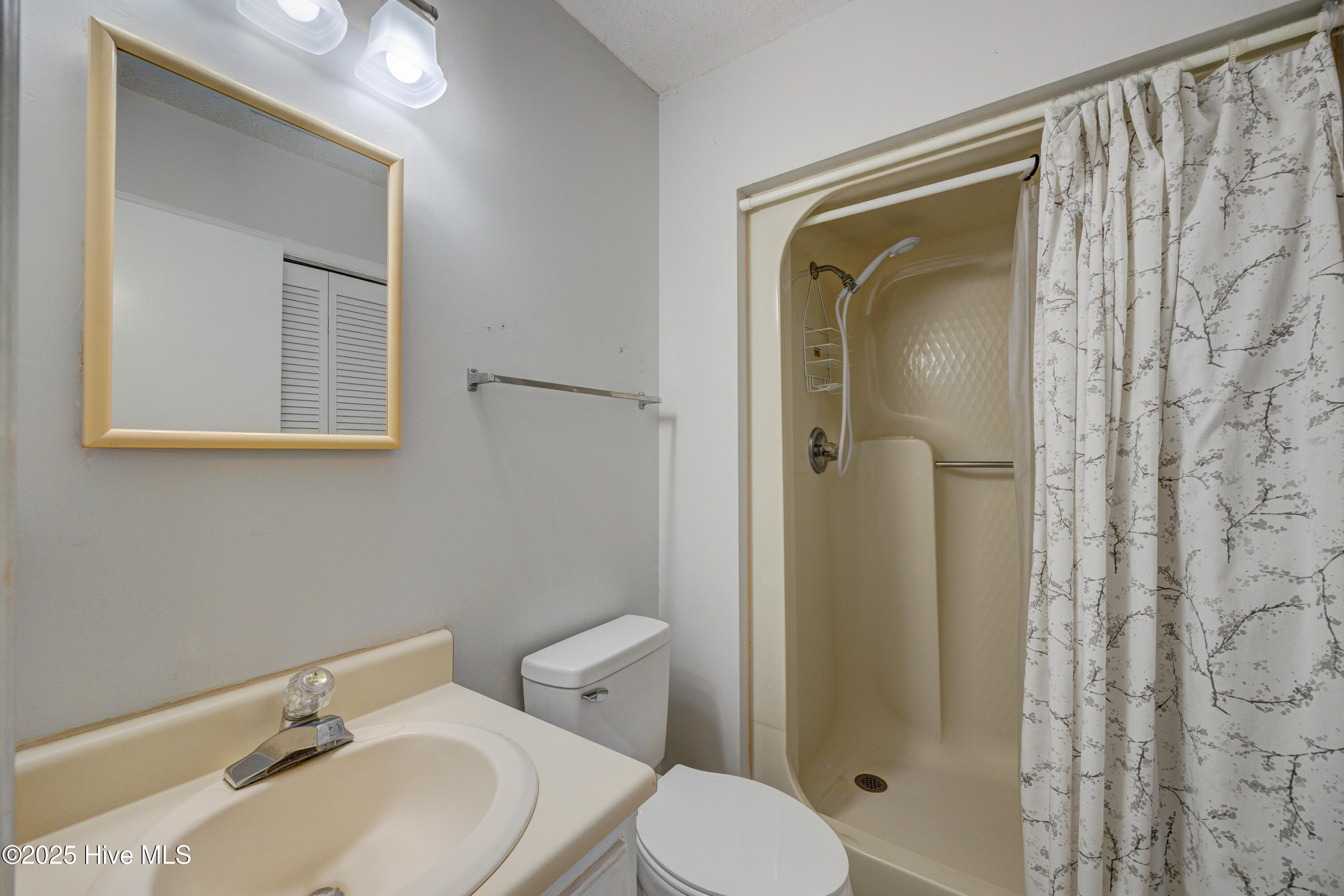 Hampstead, North Carolina 28443, United States, 2 Bedrooms Bedrooms, ,2 BathroomsBathrooms,Residential,Active,256003