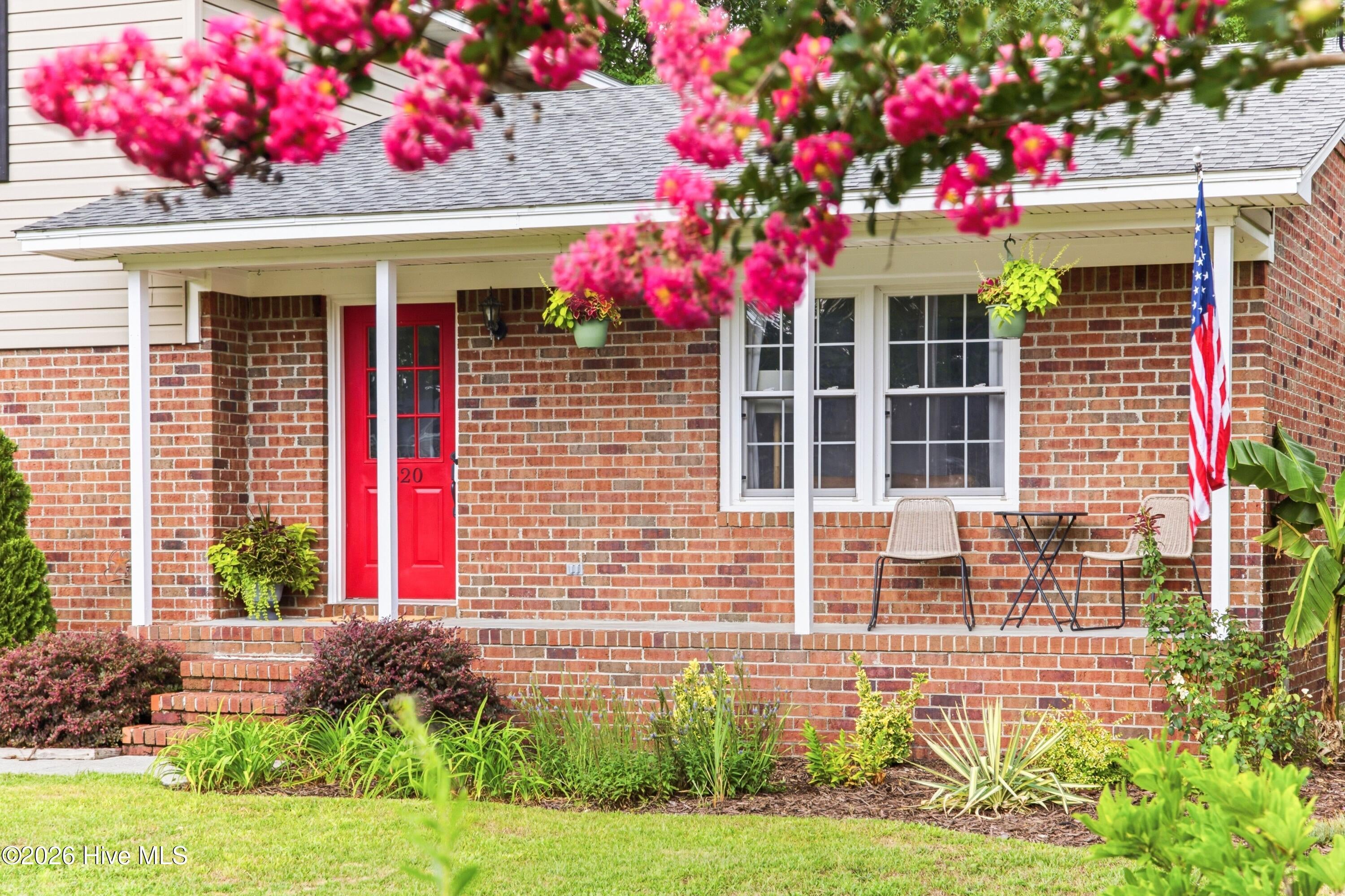 820 Greenbriar Road