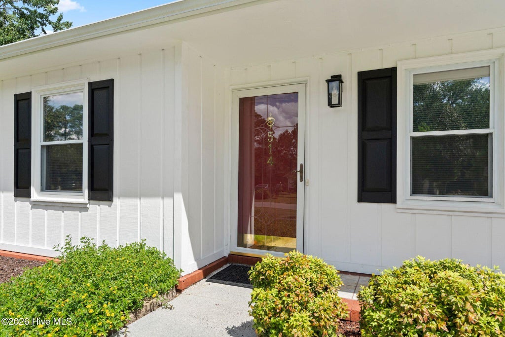 Photo of 514 Plymouth Drive, Wilmington, NC 28405 (MLS # 100604804)