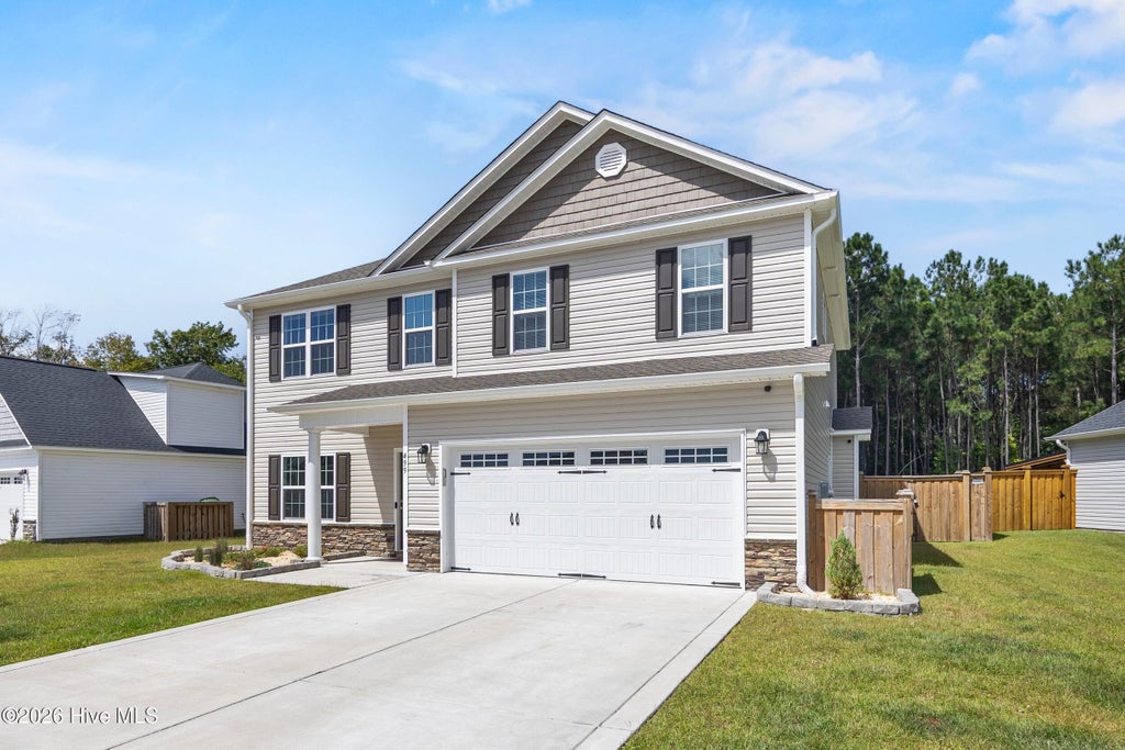 Photo of 499 Pebble Shore Drive, Sneads Ferry, NC 28460 (MLS # 100604637)