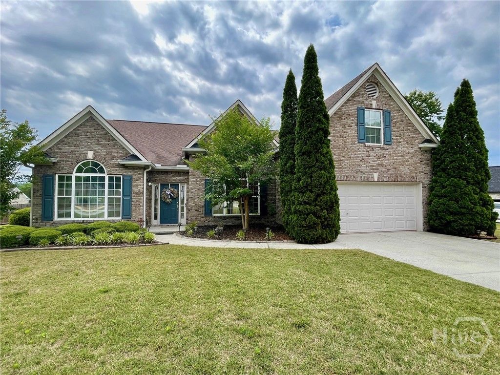 Photo of 1605 Brooks Pointe Court, Lawrenceville, GA 30045 (MLS # CL355613)
