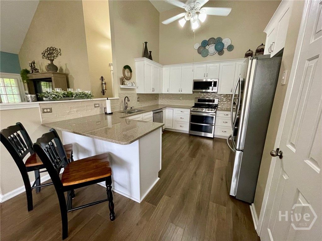 Photo of 1605 Brooks Pointe Court, Lawrenceville, GA 30045 (MLS # CL355613)