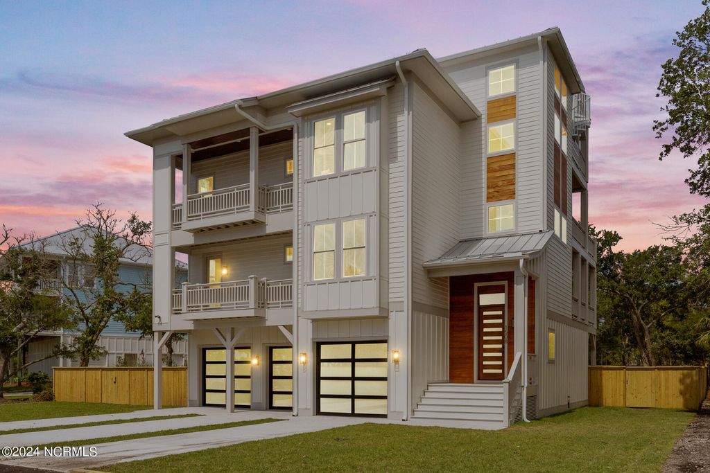 Photo of 1508 Marsh Cove Lane, Wilmington, NC 28409 (MLS # 100548615)