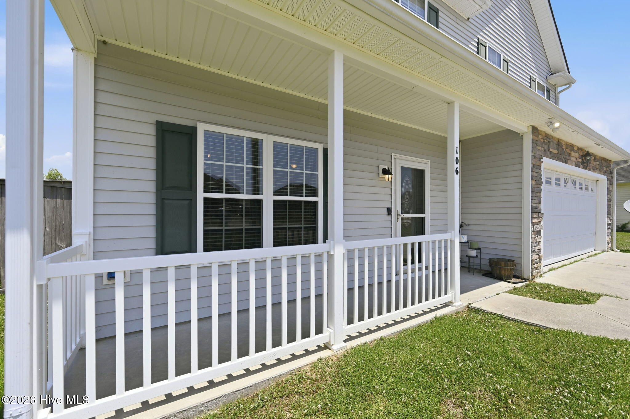 106 Dukes Lake Circle