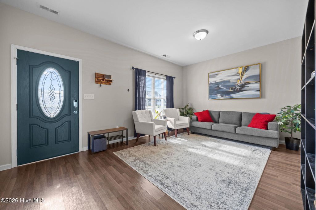 Photo of 106 Dukes Lake Circle, Richlands, NC 28574 (MLS # 100550928)