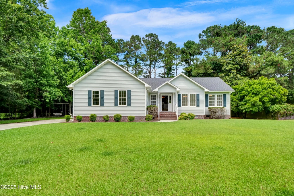 Photo of 305 Lafayette Street, Wilmington, NC 28411 (MLS # 100580541)