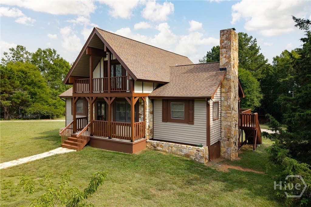 Photo of 1967 Calhoun Falls Highway, Elberton, GA 30635 (MLS # CL360123)