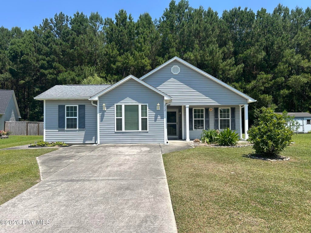 Photo of 212 W Woodbine Terrace, Burgaw, NC 28425 (MLS # 100581991)