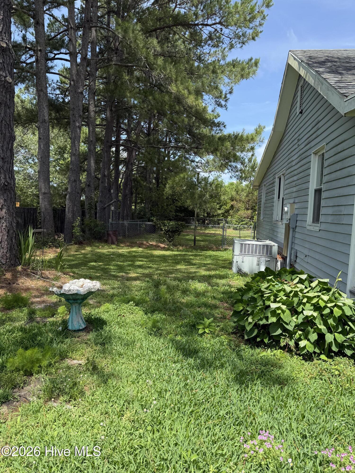 890 Hibbs Road