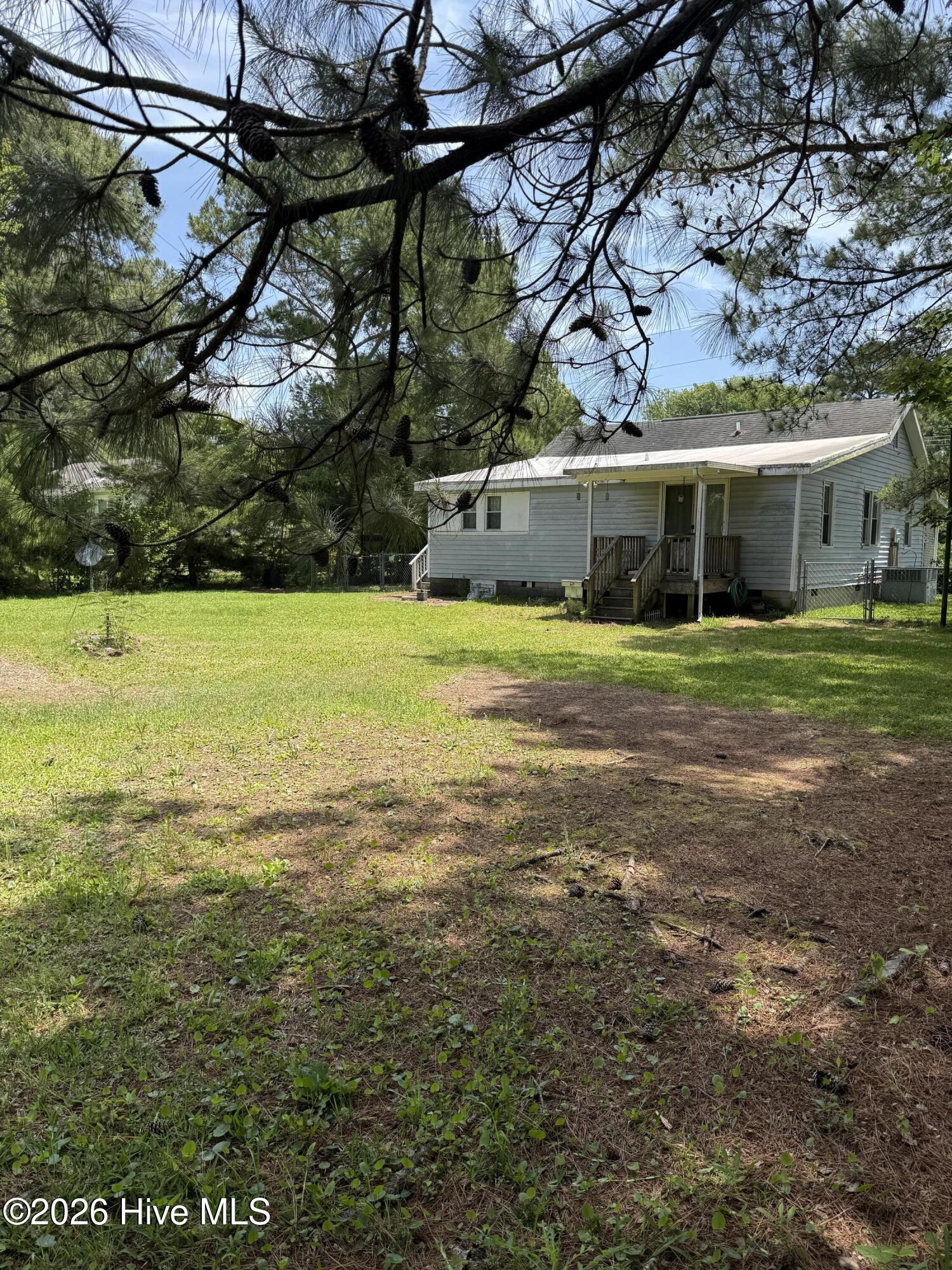 890 Hibbs Road