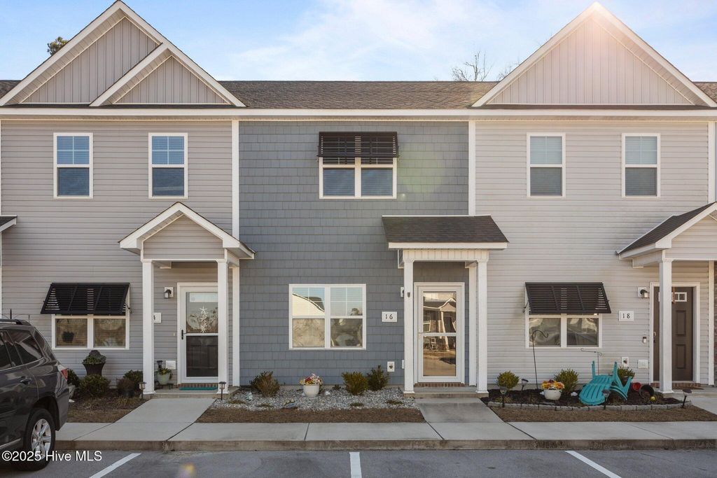 Photo of 16 Catalina Circle #16, Swansboro, NC 28584 (MLS # 100563898)